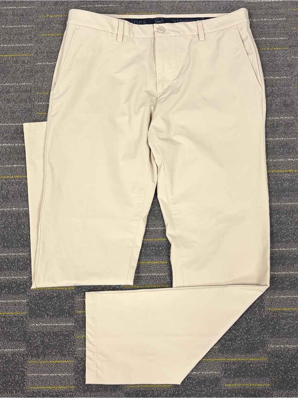 Vineyard Vines On The Go Pants Mens 33x32 Beige Nylon Performance Stretch Golf